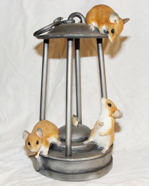 Picture of MICE WITH DAVEY LAMP